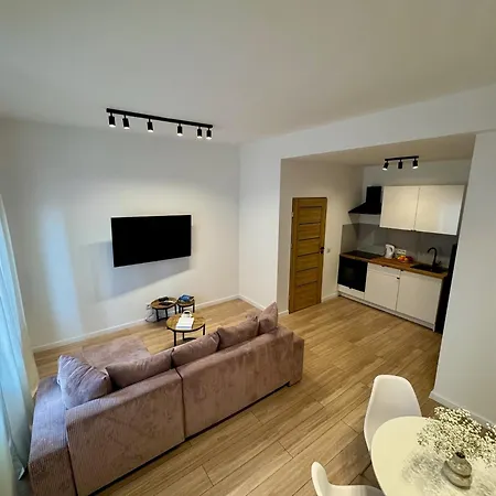 Cozy Apartment Oswiecim