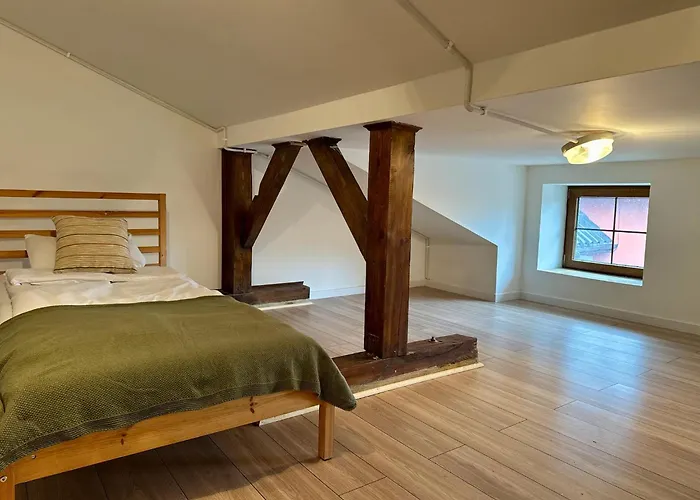 Cozy Apartment Auschwitz